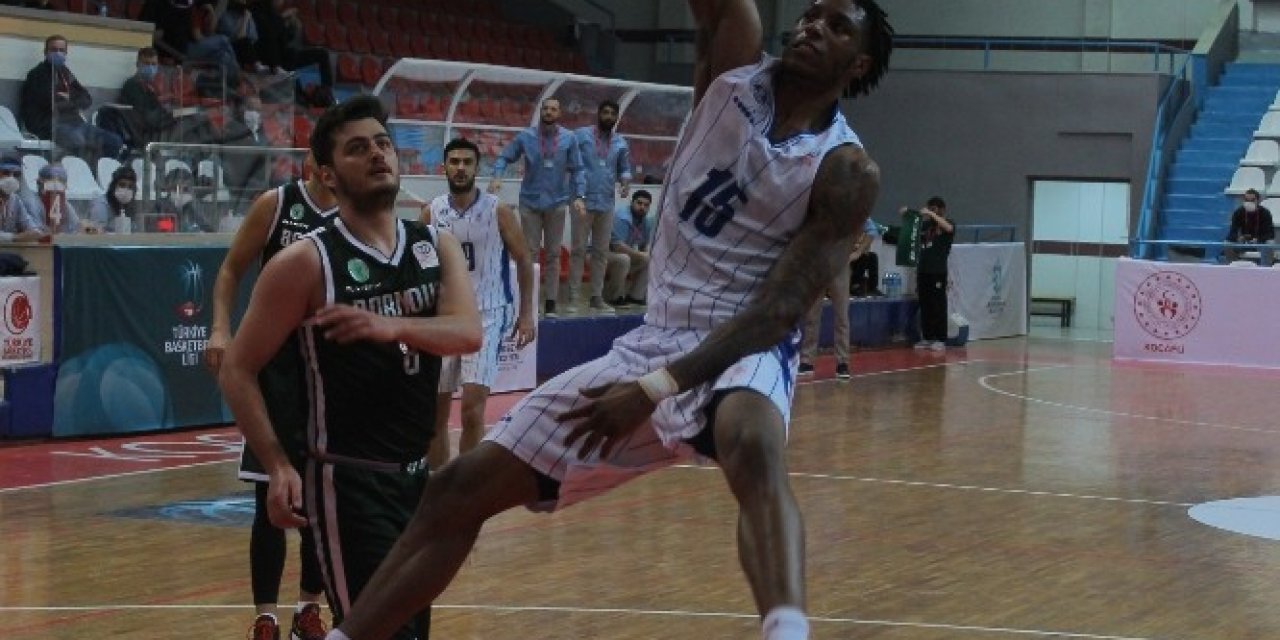 Erkekler Basketbol 1. Ligi: Kocaeli B.b. Kağıtspor: 74 - Bornova Belediyespor: 76