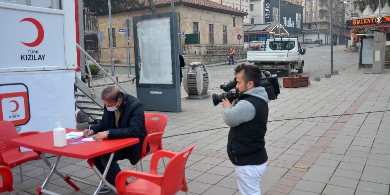O Türkiye’nin ’en Kısa’ Gazetecisi