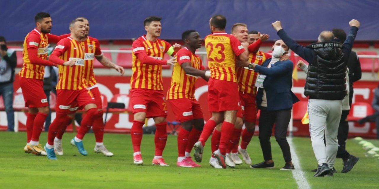 Kayserispor İlk Kez Üst Üste Kazandı
