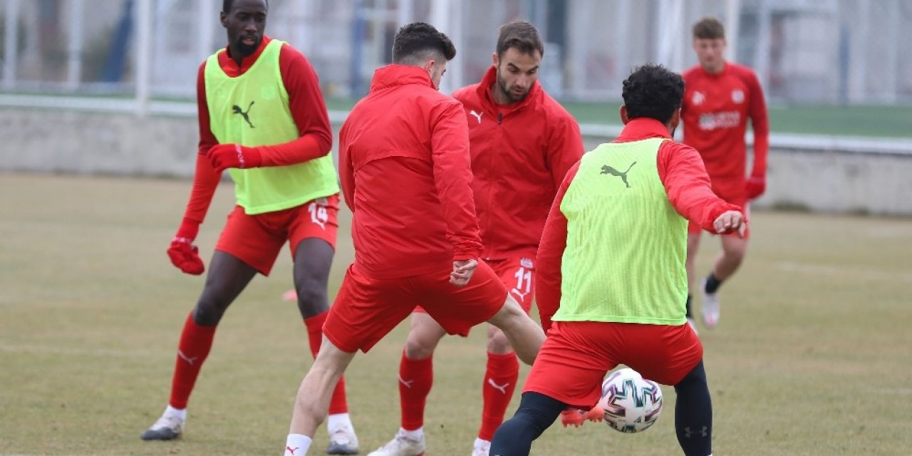 Sivasspor Rotayı Kupa Maçına Çevirdi