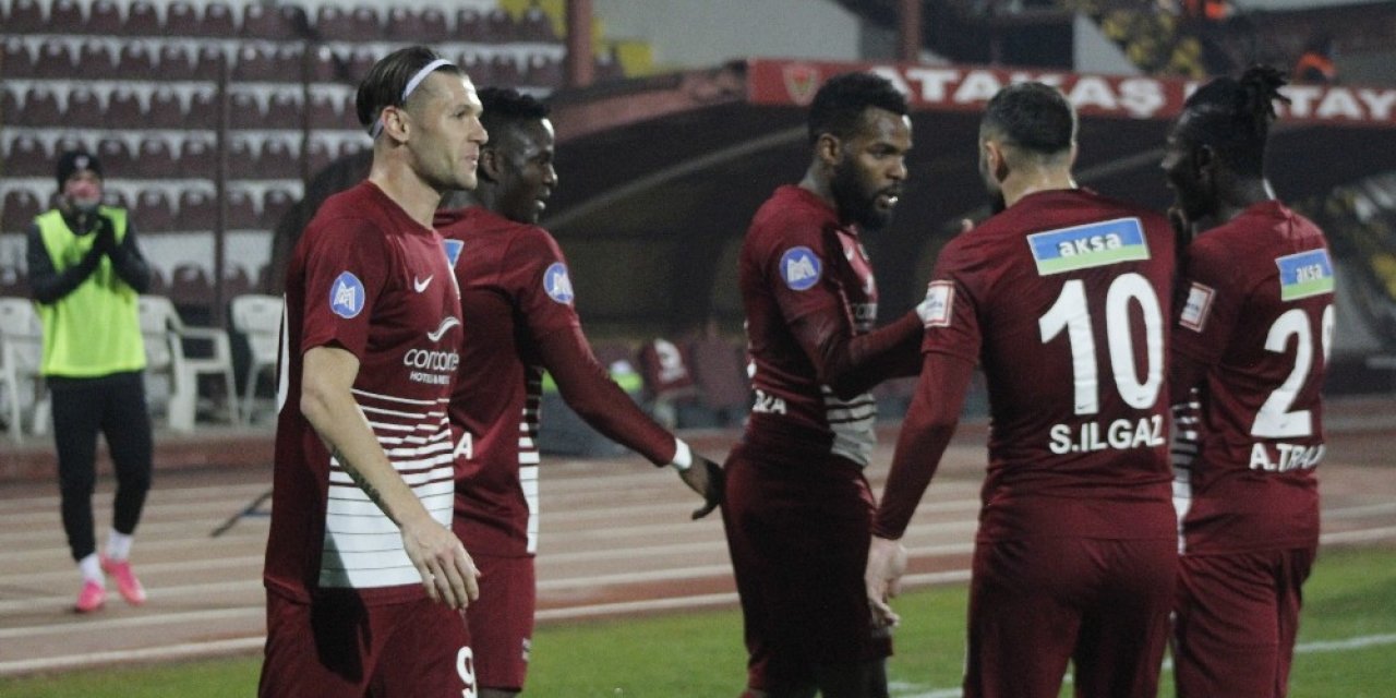 Süper Lig: A. Hatayspor: 2 - Beşiktaş: 2 (ilk Yarı)