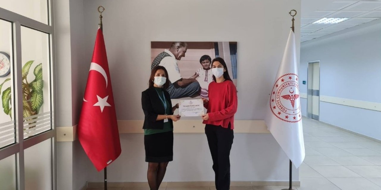 Söke’de Uzmanlıklarını Kazanan Hekimlere Teşekkür Belgesi Verildi
