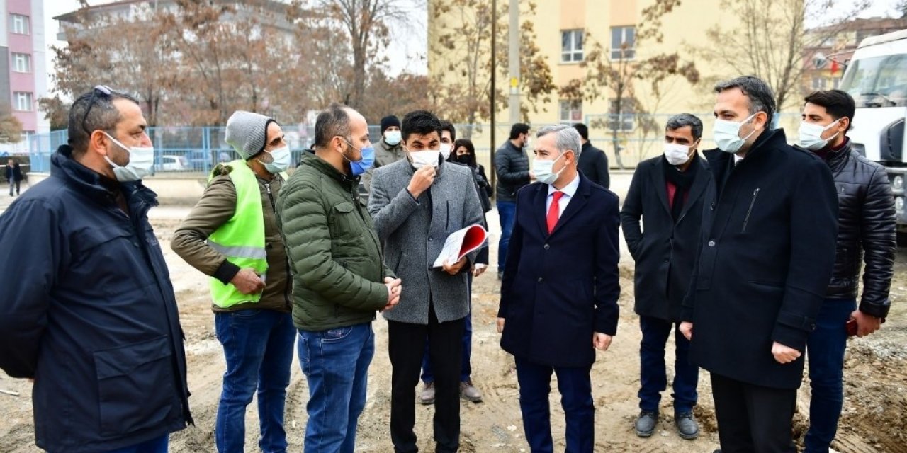 Başkan Çınar, Kentsel Dönüşüm Proje Alanını İnceledi
