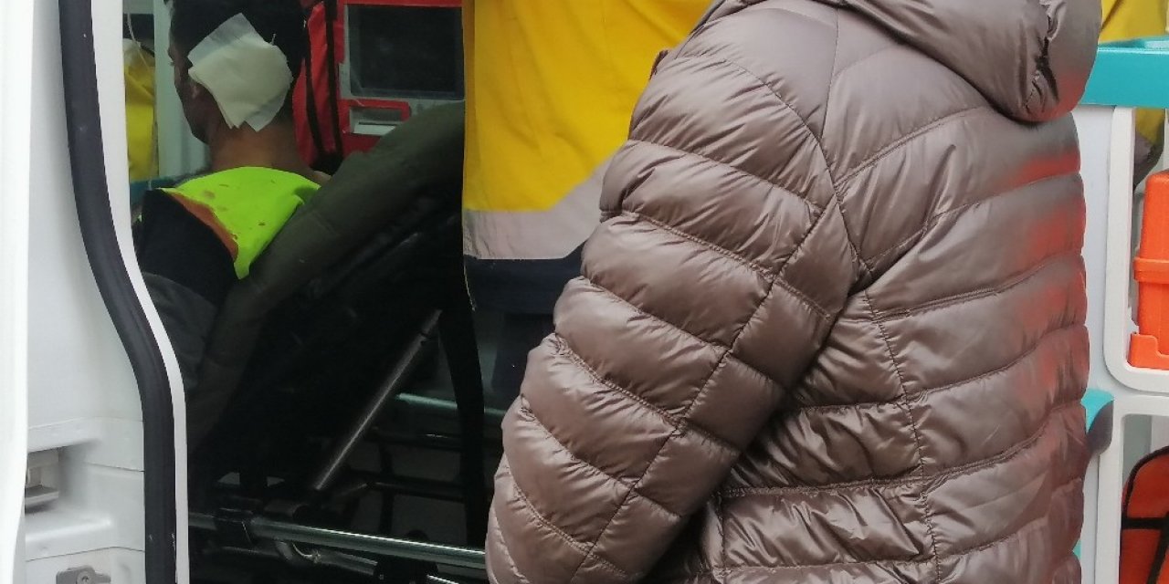 Tartıştığı Arkadaşını Kafasından Bıçakladı