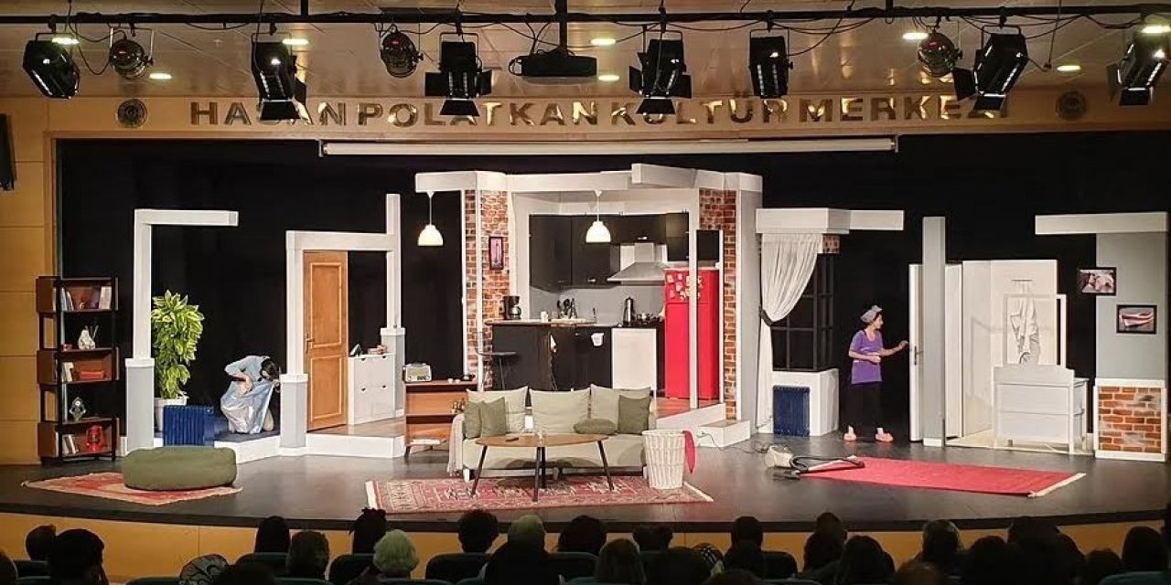 Odunpazarı Belediye Tiyatrosu’na Uluslararası Platformda 3 Dalda Ödül