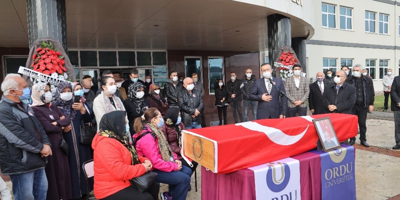 Prof. Dr. Cemil Yapar, Son Yolculuğuna Uğurlandı