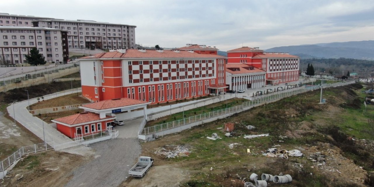 Mahpeyker Sultan Kız Yurdu Hizmete Açıldı