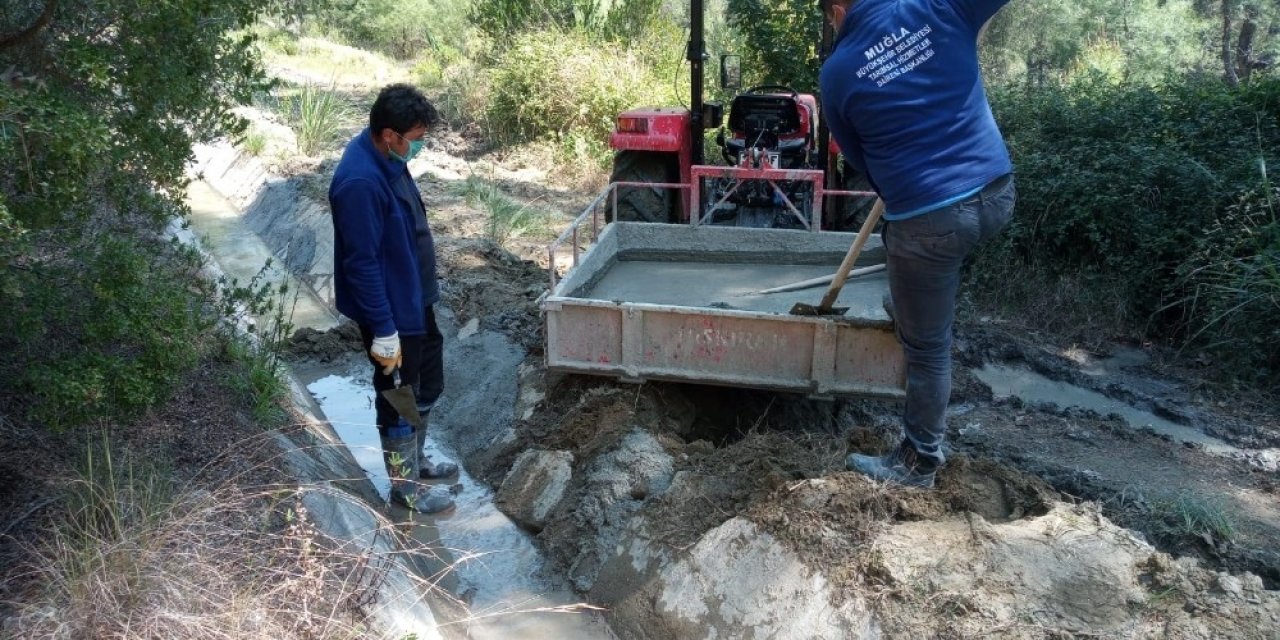 Büyükşehir’den Tarıma Sulama Kanalları Desteği