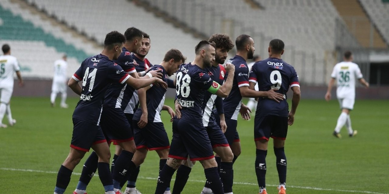 Ziraat Türkiye Kupası: Bursaspor: 0 - Antalyaspor: 3 (ilk Yarı)