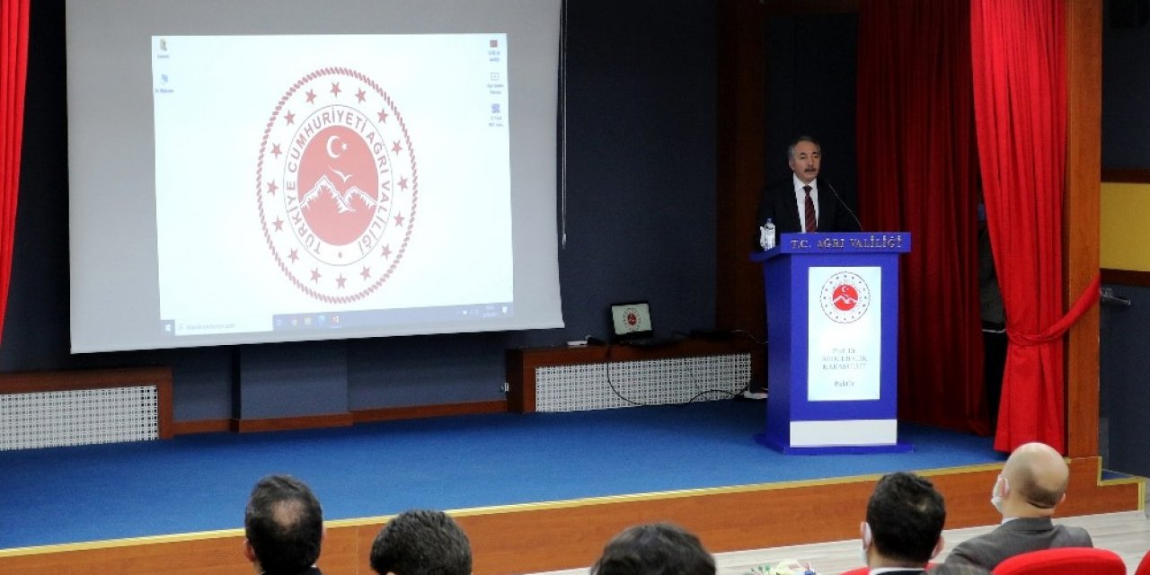 Aiçü Rektörü Karabulut, Ağrı Turizm Tanıtım Paydaşları Ortak Akıl Toplantısı’na Katıldı