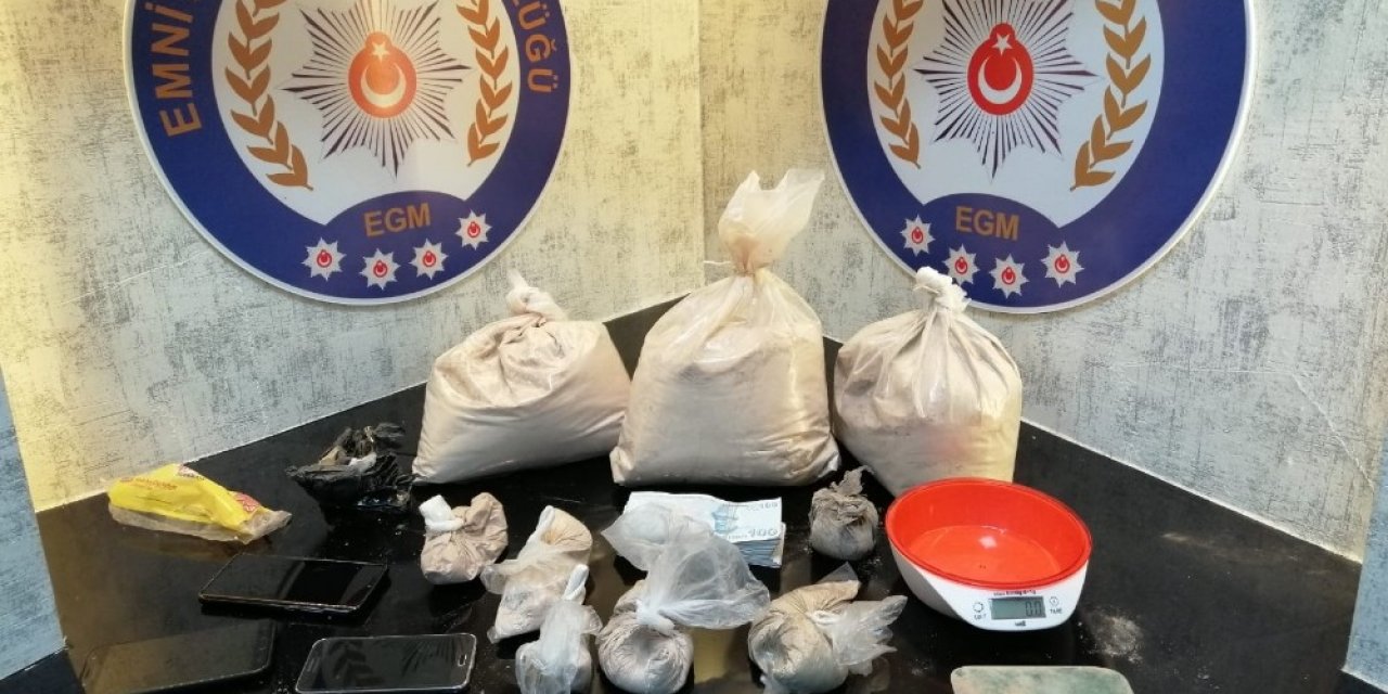 Ankara’da 2 Ayrı Operasyonda 20 Kg Eroin Ele Geçirildi
