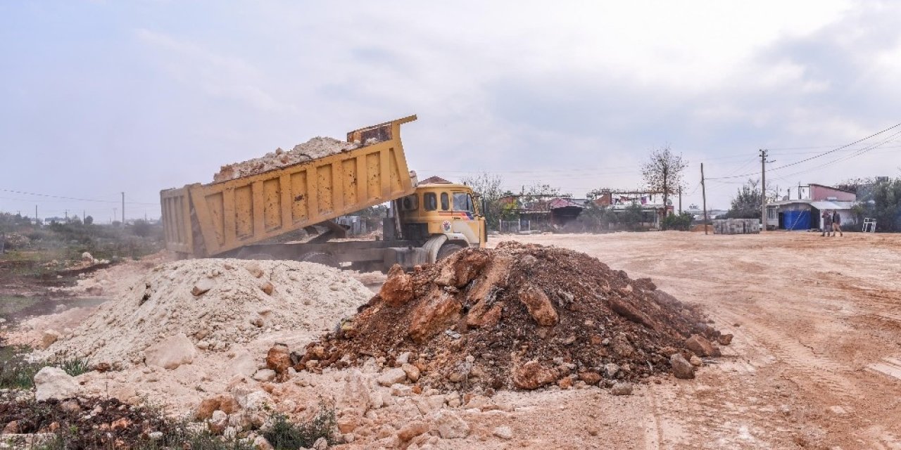 Kepez’de Yeni Yılın İlk Parkı Altıayak’a