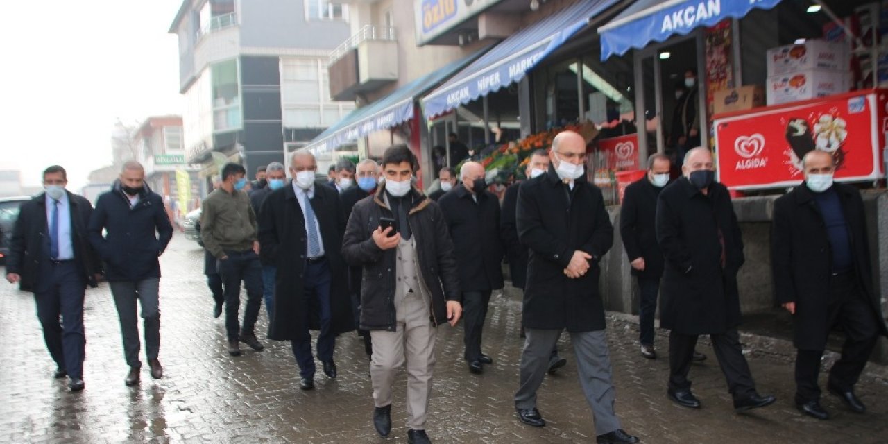 İş Adamlarından Varto’ya Çıkarma