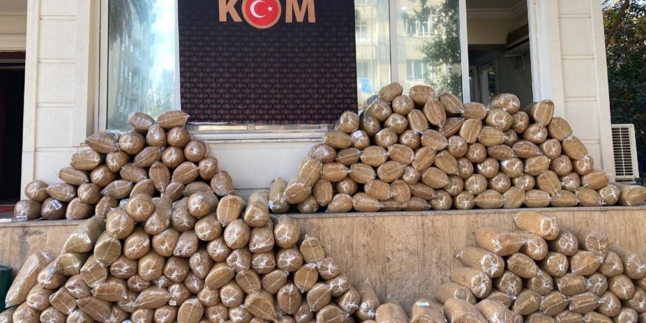 Osmaniye’de 1 Ton 392 Kilo Kaçak Tütün Ele Geçirildi