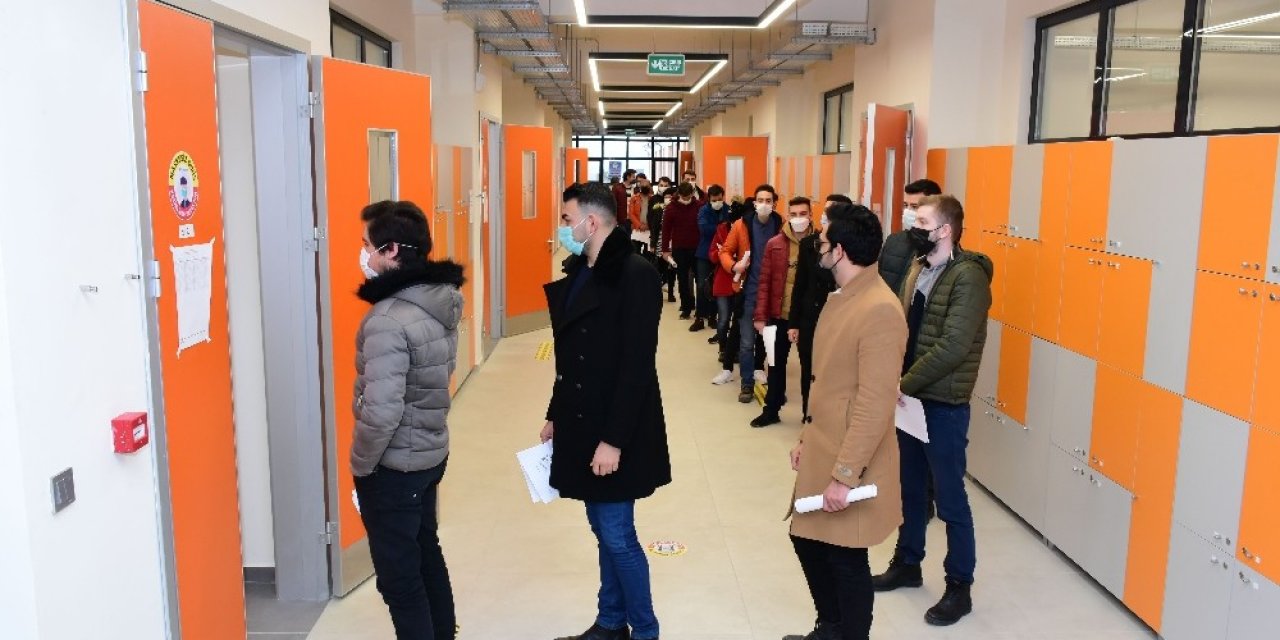 Megem Gençleri İş Sahibi Yapmaya Devam Ediyor
