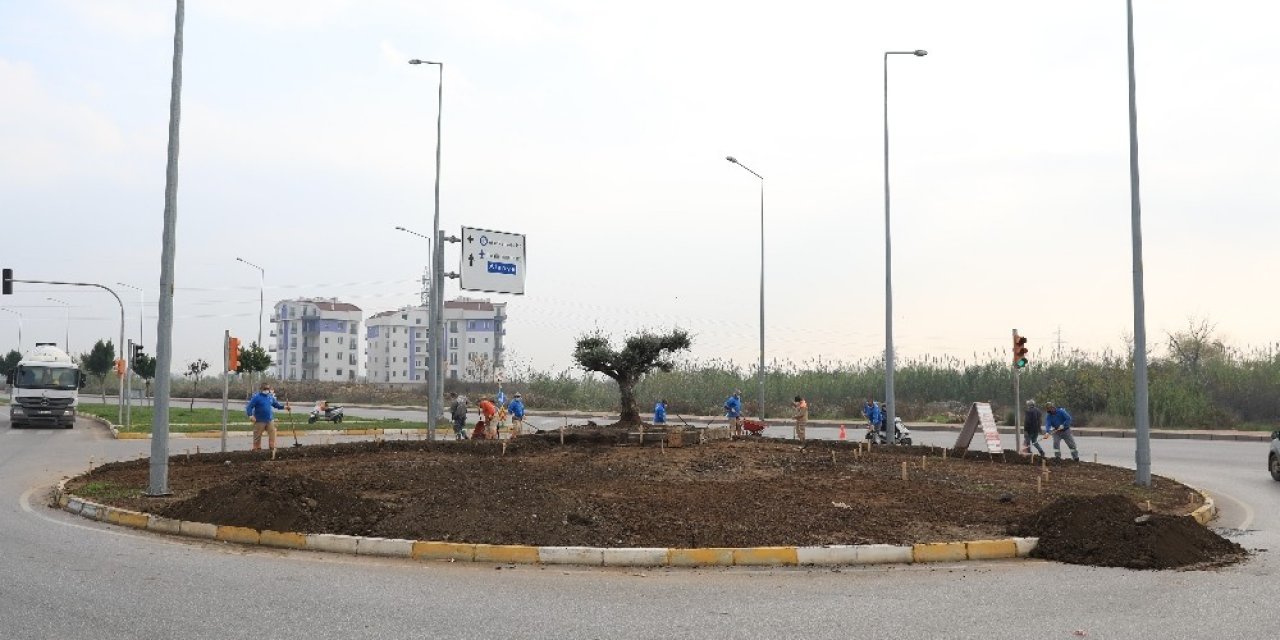 Büyükşehir’den Kavşaklara Peyzaj Düzenlemesi