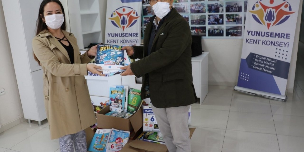Yunusemre’de Kitap Ve Oyuncak Kampanyasına Devan Ediliyor
