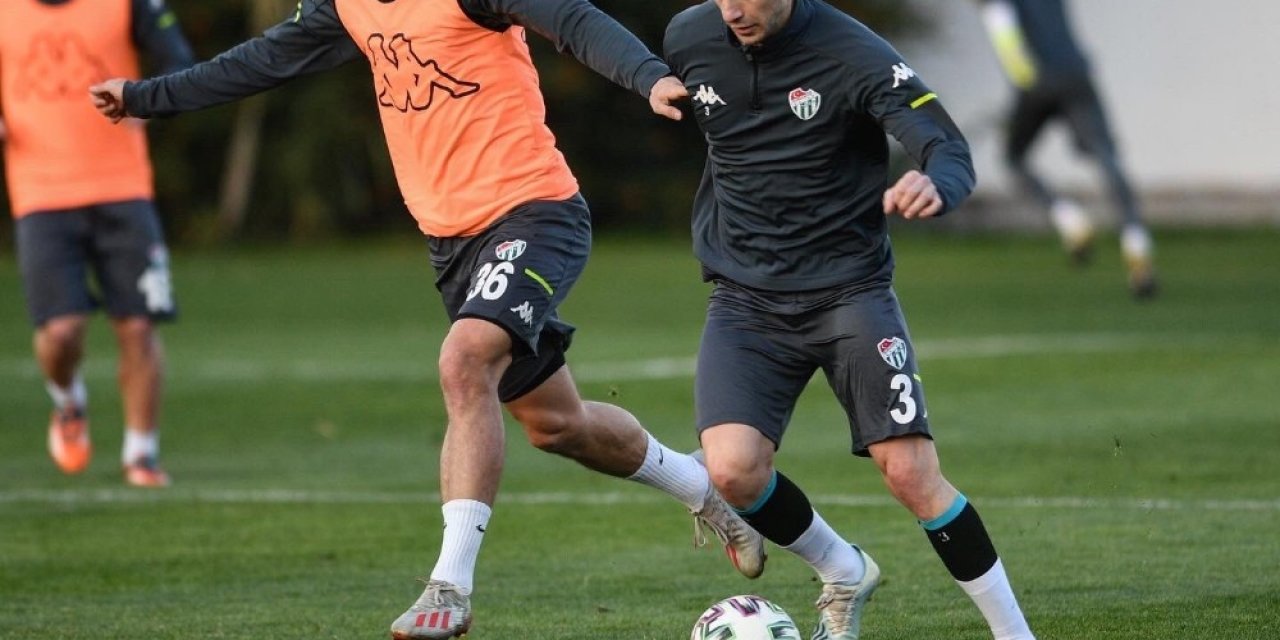 Bursaspor, Antalya Kampında Taktik Çalıştı