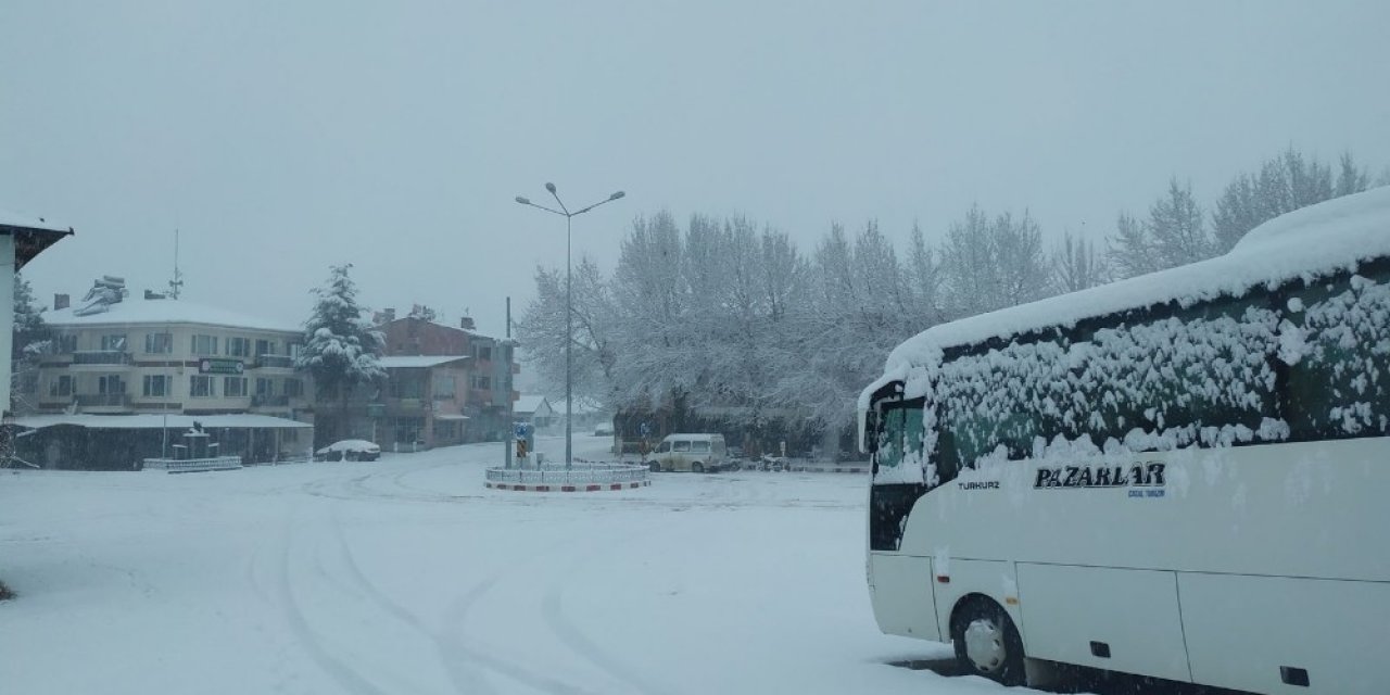 Pazarlar’da Kar Sevinci