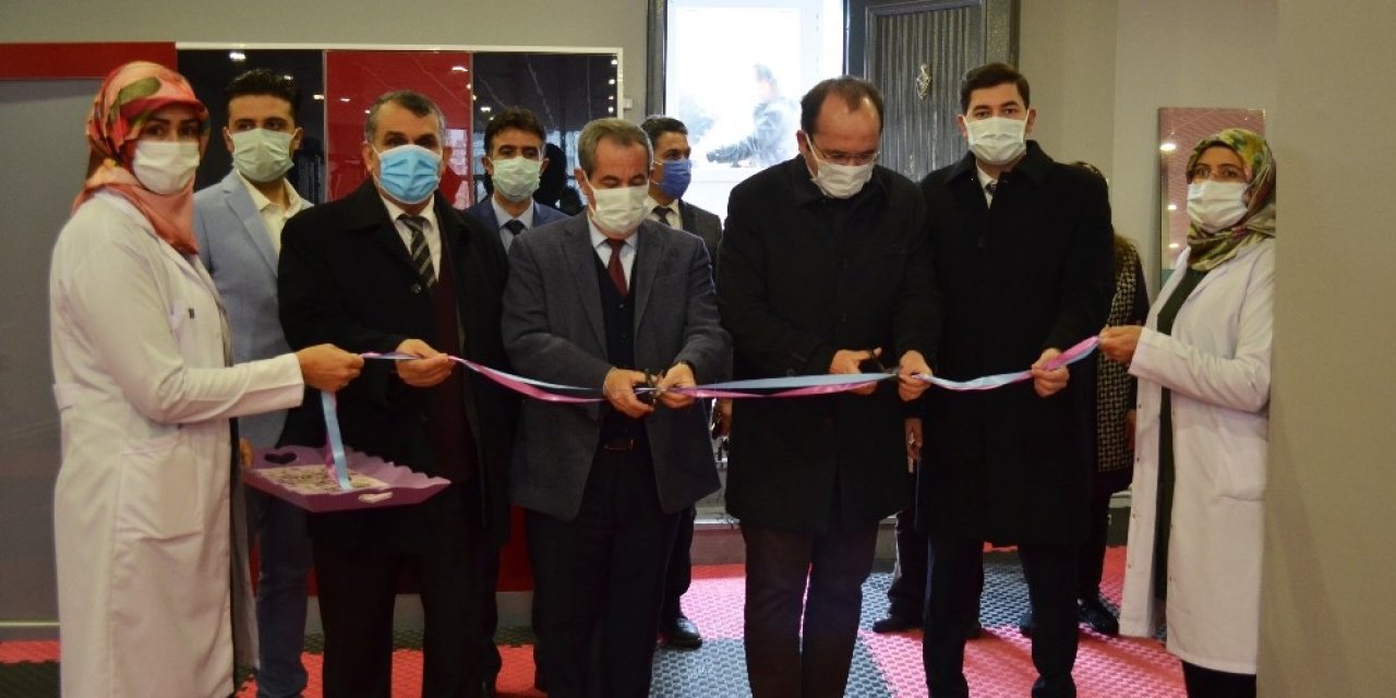 Adilcevaz’da Kadınlar İçin Fitness Salonu Açıldı