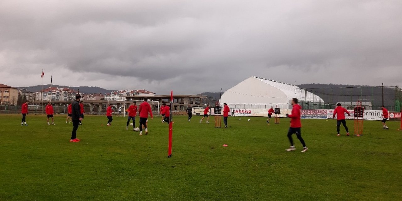 Zonguldak Kömürspor’da, Çaycuma Kampı Sürüyor