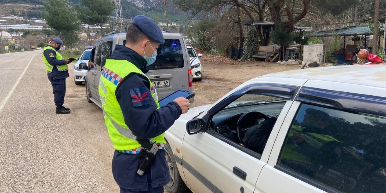 Trafik Kazalarındaki En Önemli Sebep Cep Telefonu