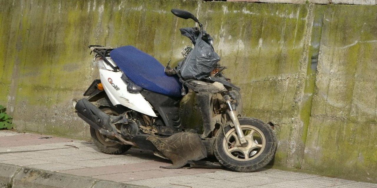Sinop’ta Kamyonet İle Motosiklet Çarpıştı: 1 Yaralı