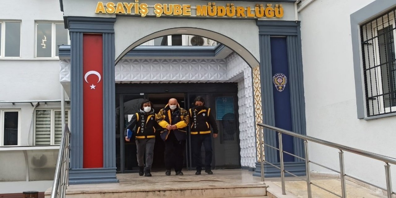 İki Kişiyi Öldüren Adam: “ölüm Korkusuyla Vurdum, Pişmanım”