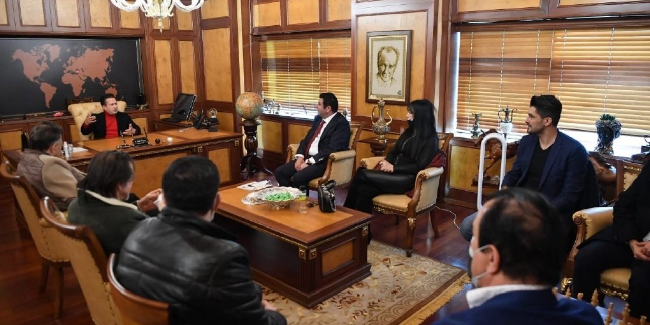 Yeşilçam Yıldızlarından Başkan Yazıcı’ya Ziyaret