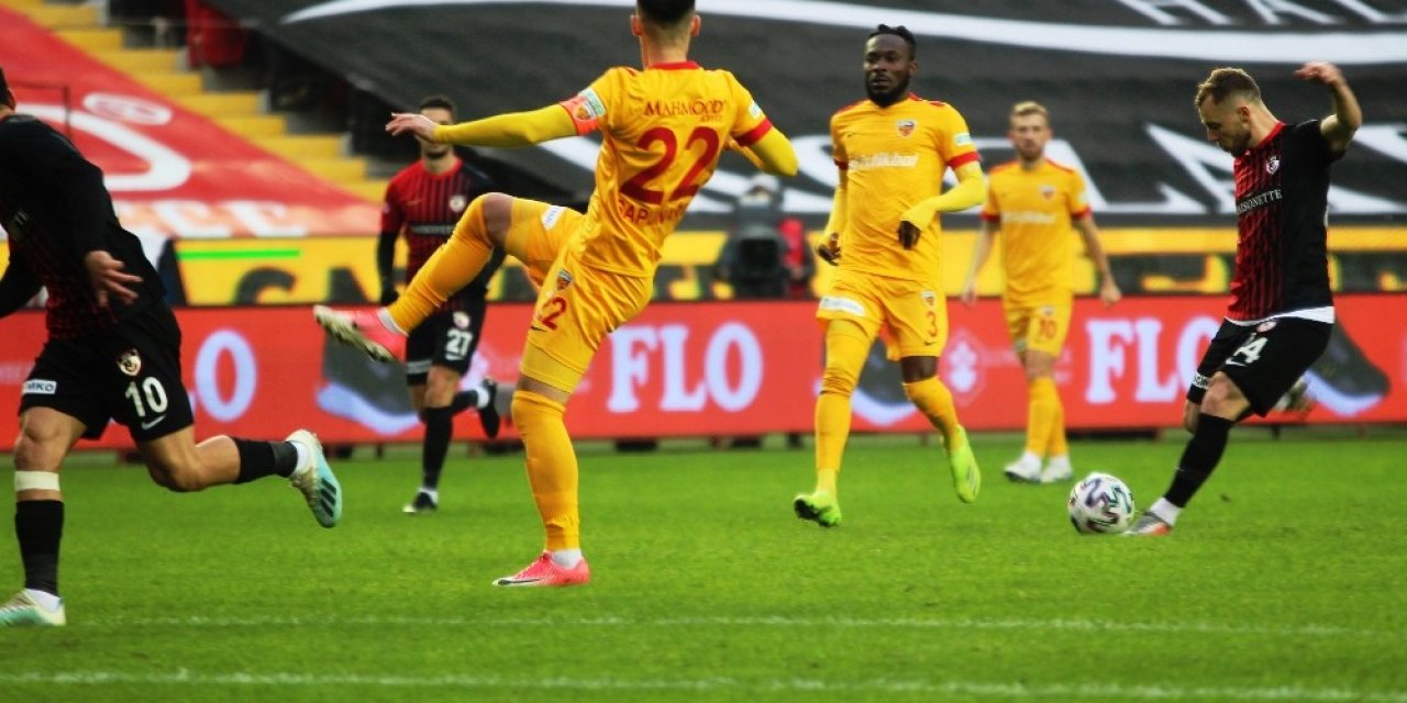 Süper Lig: Gaziantep Fk: 1 - Kayserispor: 0 (ilk Yarı)