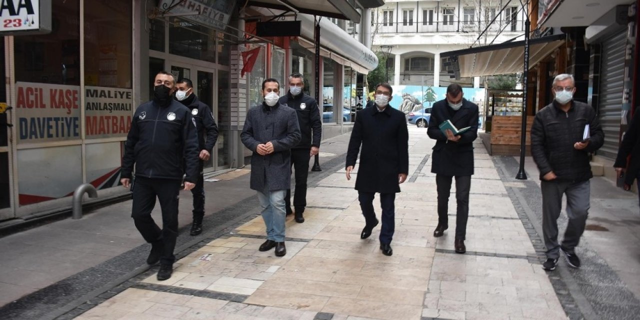 Başkan Çelik Şehzadeler’deki Hizmetleri Yerinde İnceledi