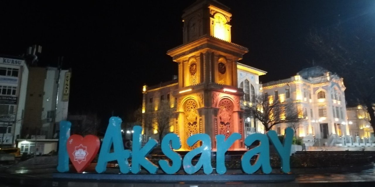 Aksaray’da Sokağa Çıkma Kısıtlamasına Uyuluyor