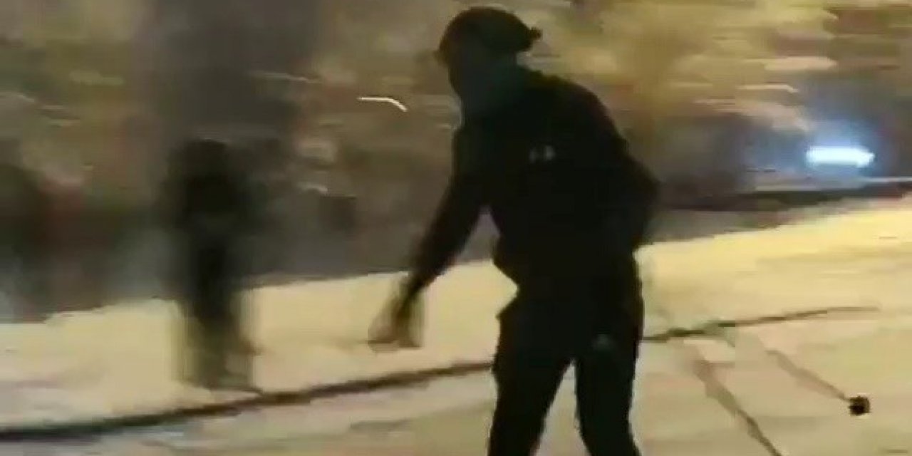Kısıtlama Sebebiyle Uludağ’a Çıkamayınca Sokakta Kayak Yaptı