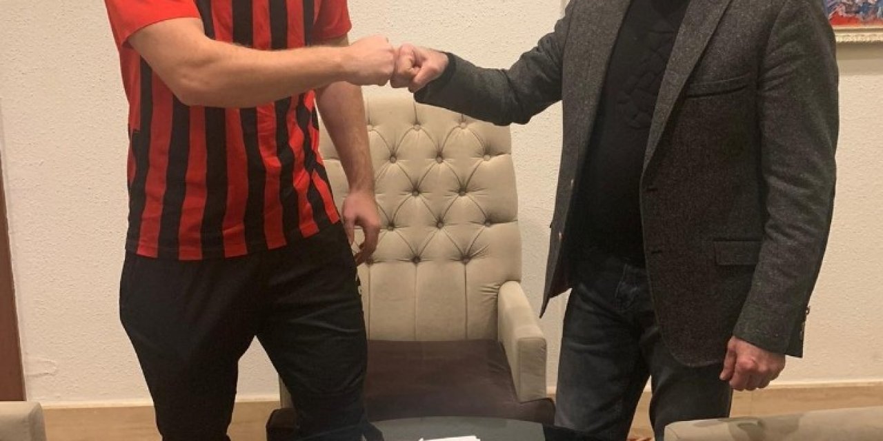 Vanspor Fk. 3 Oyuncuyu Renklerine Bağladı