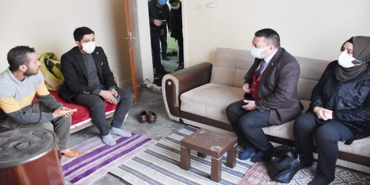 Tek Gözlü Evde Yalnız Yaşayan Gence Başkan Beyoğlu Destek Oldu