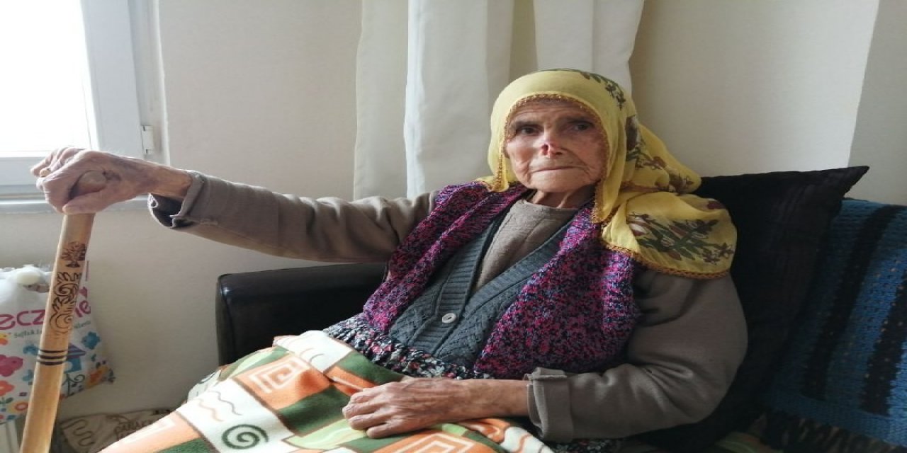 Kayserili 93 Yaşındaki Şerife Nineden Aşı Olun Çağırısı