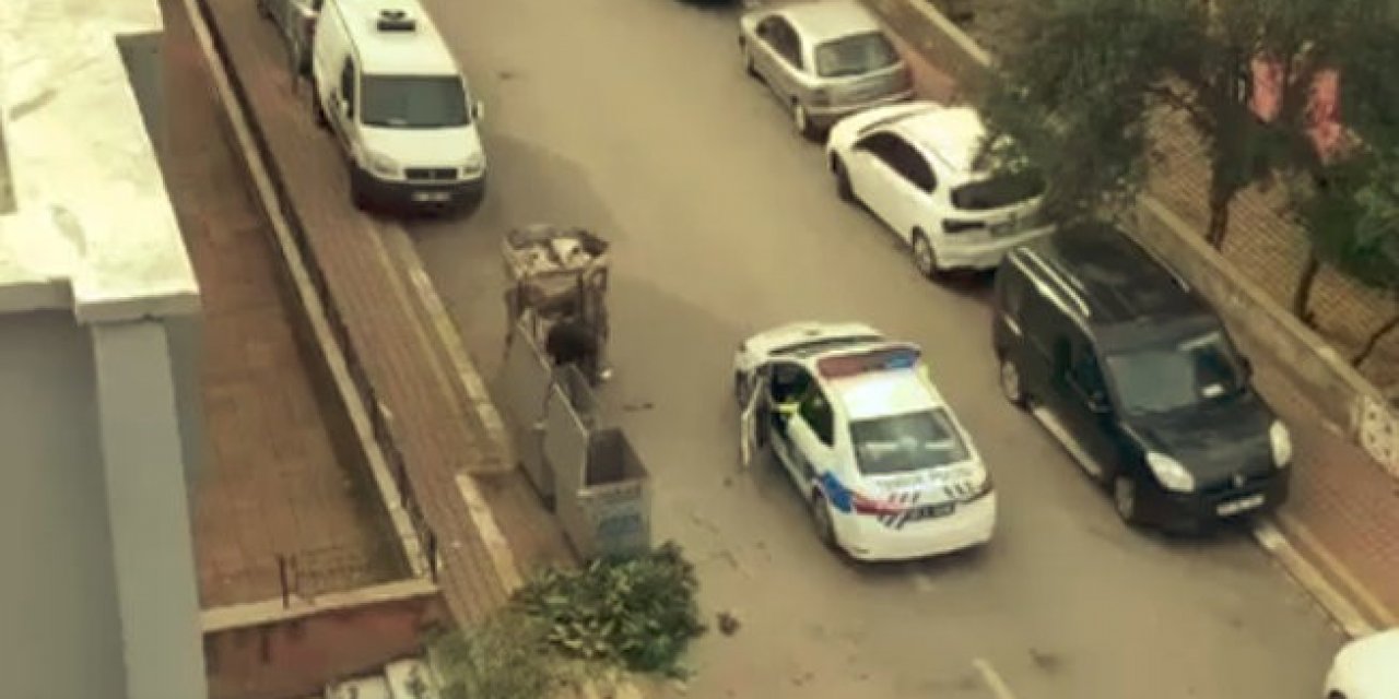 Kumanyalarını Devriye Gezerken Gördükleri Kağıt Toplayıcısı Gence Verdiler