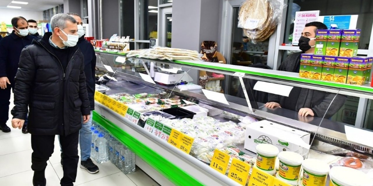 Yeşilyurt Belediyesi Yeşil Gıda Marketlerine Vatandaşlar Yoğun İlgi Gösteriyor
