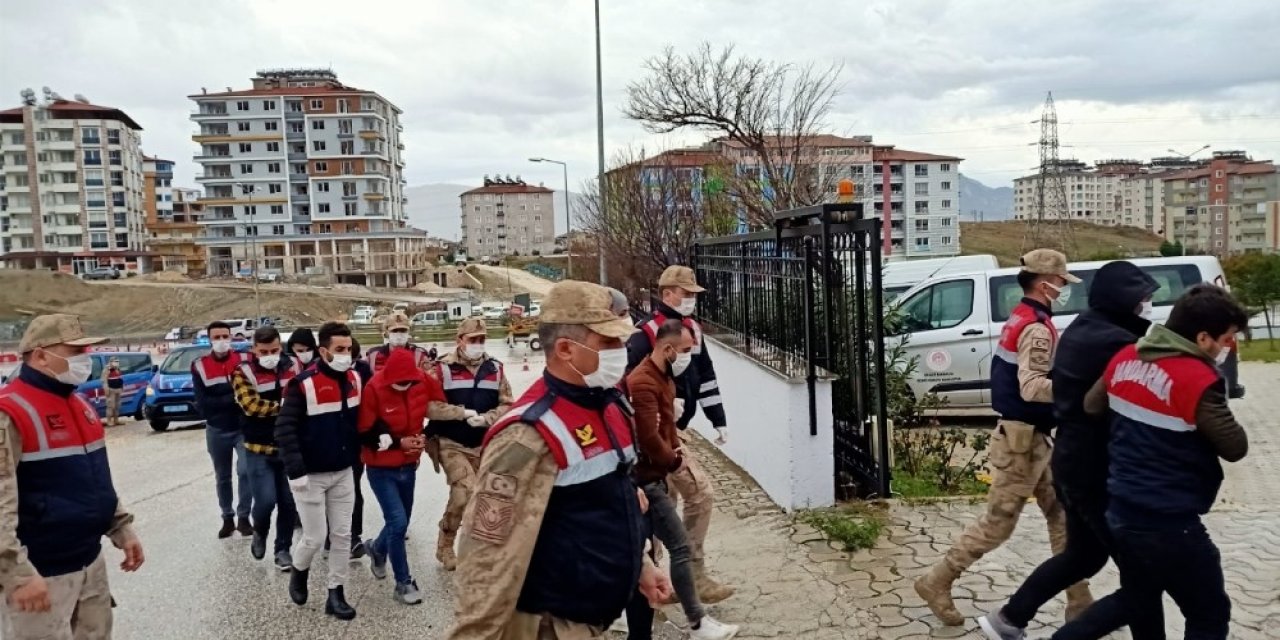 Hatay Merkezli Torbacı Operasyonu: 13 Gözaltı