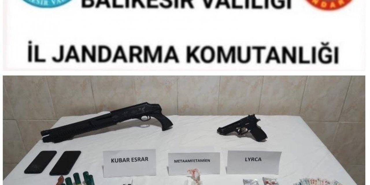 Kepsut’ta Uyuşturucu Operasyonu: 2 Kişi Gözaltı
