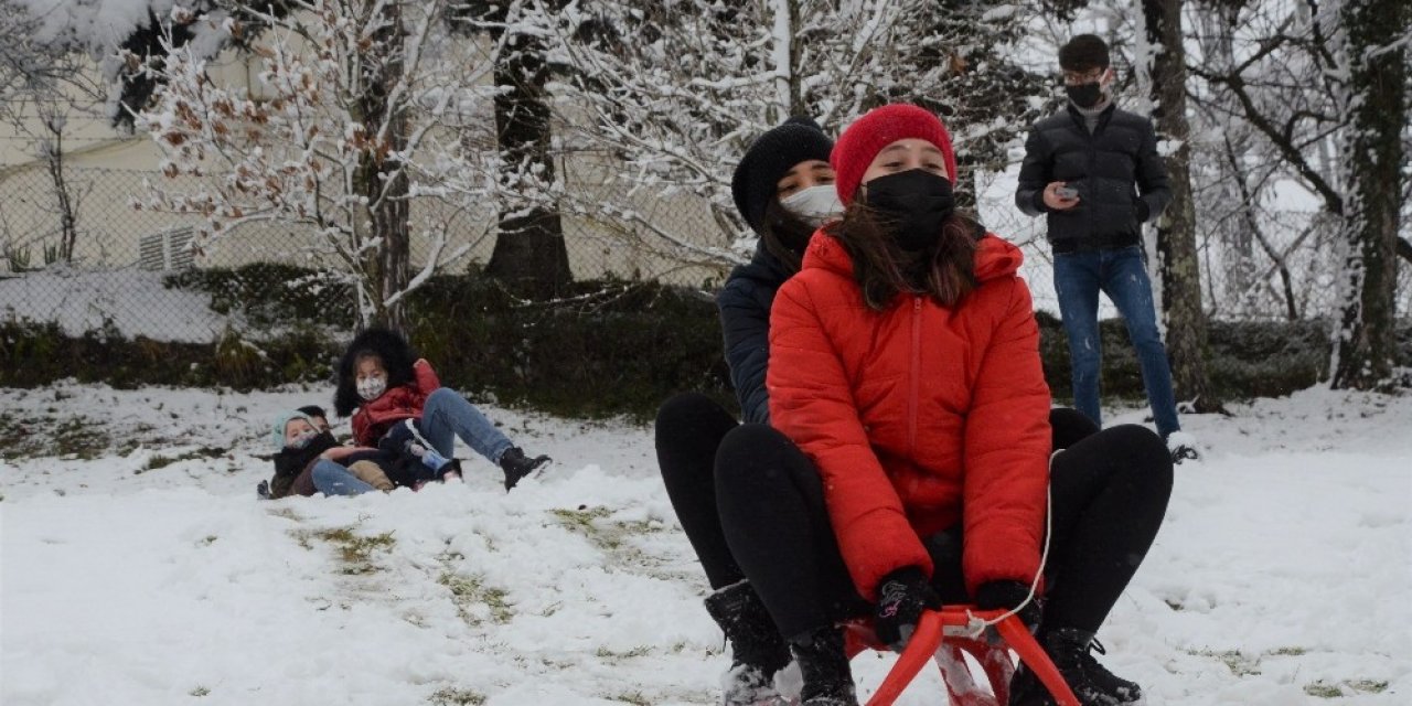 Ordu’da Çocukların Kar Sevinci