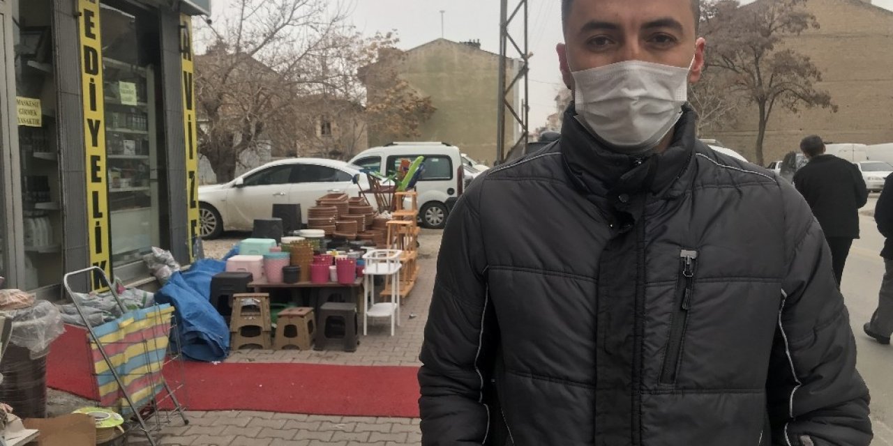 Bekçilerin Takdir Toplayan Davranışı Güvenlik Kamerasına Yansıdı