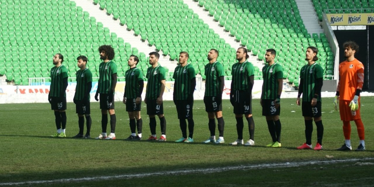Tff 2. Lig: Sakaryaspor: 1 - Serik Belediyespor: 1