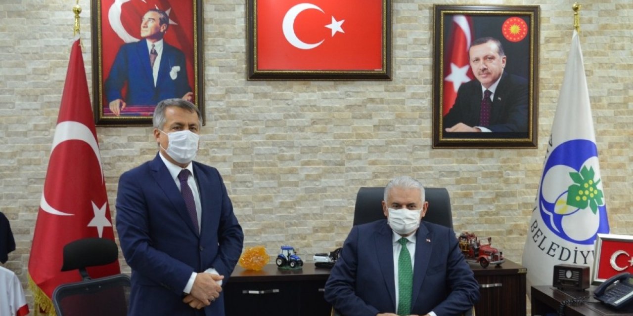 Binali Yıldırım’dan Ahmetli’ye Ziyaret