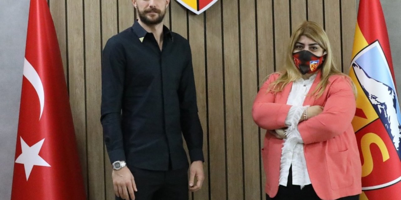 Kayserispor, Uğur Demirok’u Açıkladı