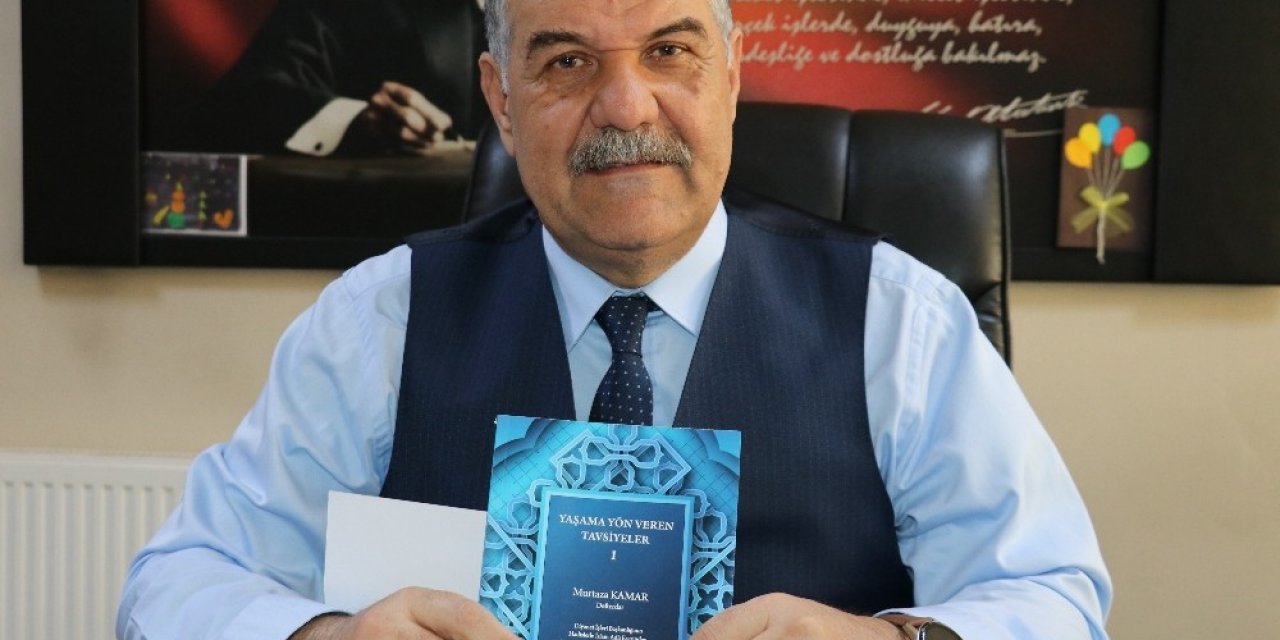 Van Defterdarı Kamar’ın ’yaşama Yön Veren Tavsiyeler’ Kitabı Çıktı