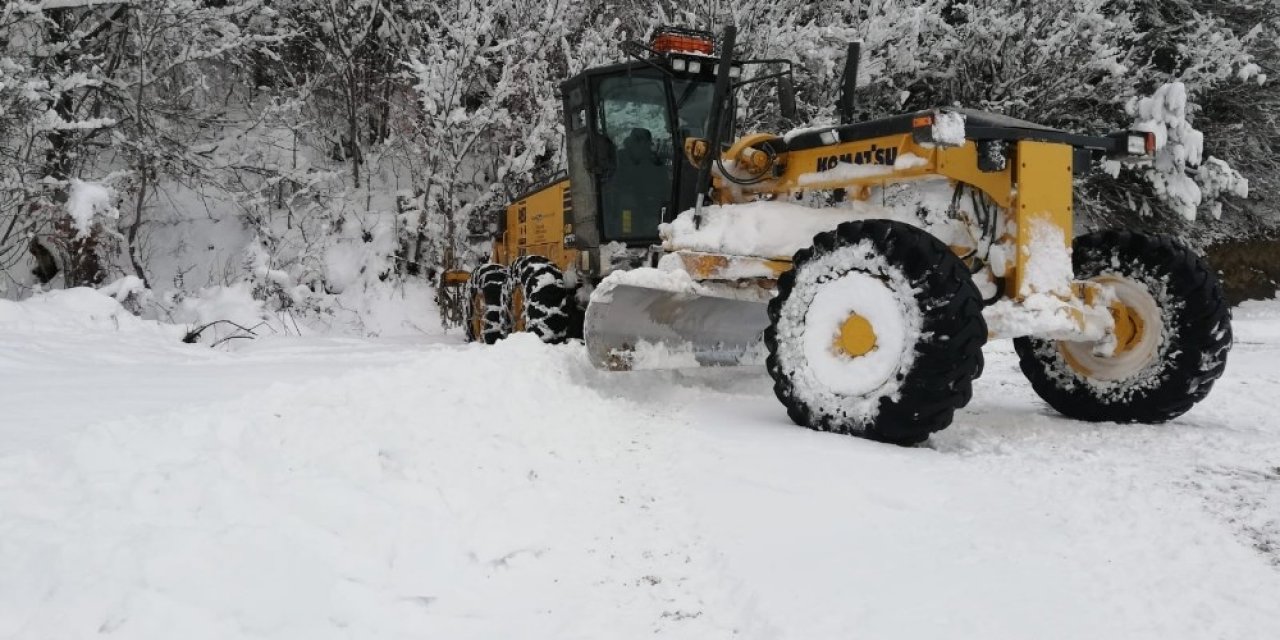 Karabük’te 30 Köy Yolu Daha Ulaşıma Açıldı