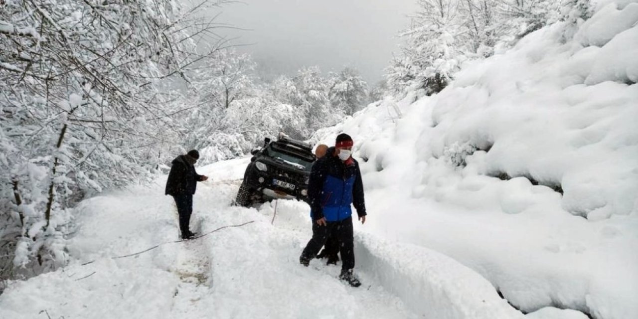 Sakaryalı Off-roadcıların Kar Keyfi