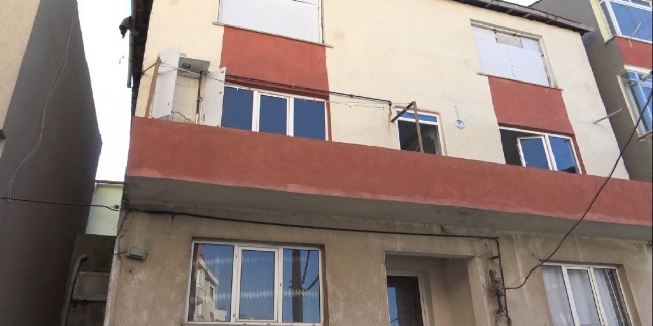 Evi Soyup Soğana Çevirdiler, Para Edecek Her Şeyi Çaldılar