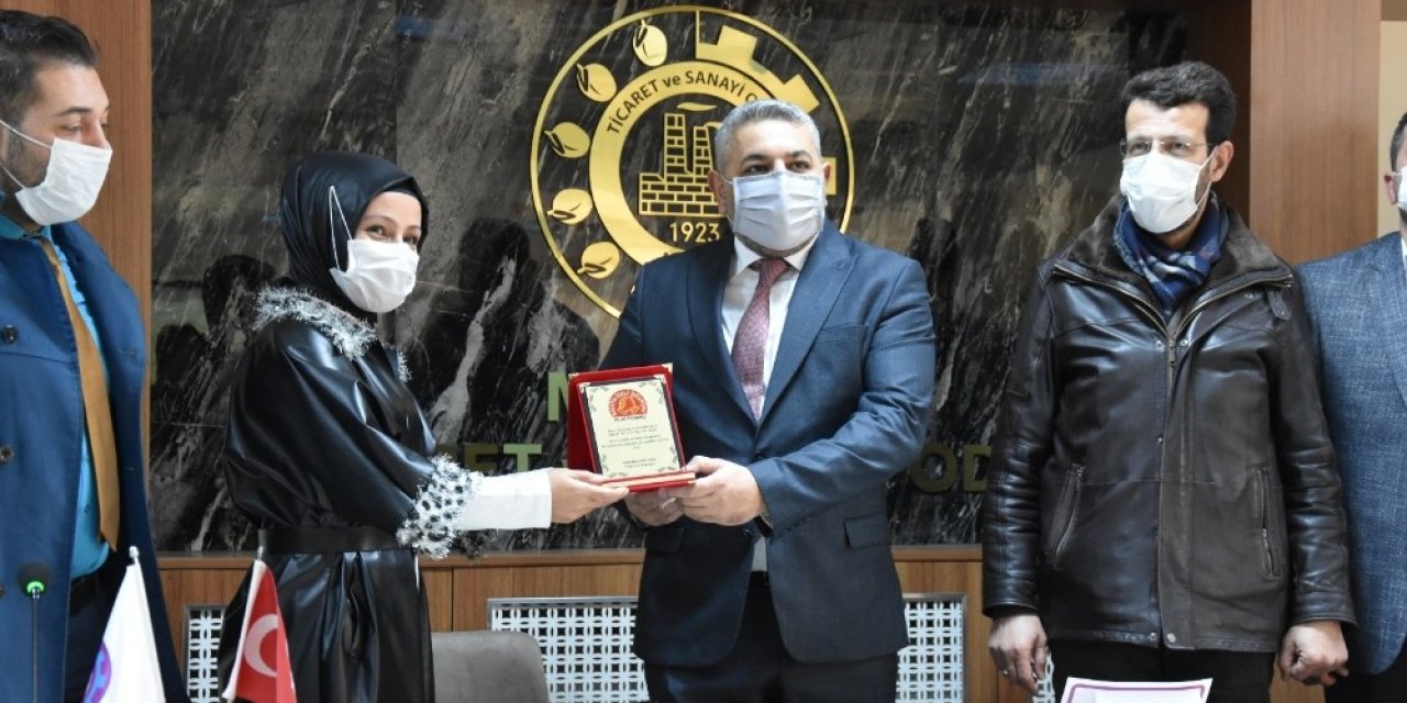 Malatya’da Küçük Esnaftan Alış Veriş Yapana Ödül